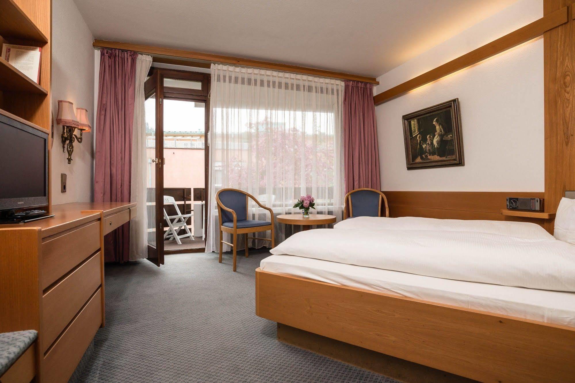 Kronen Hotel Bad Liebenzell Exteriér fotografie